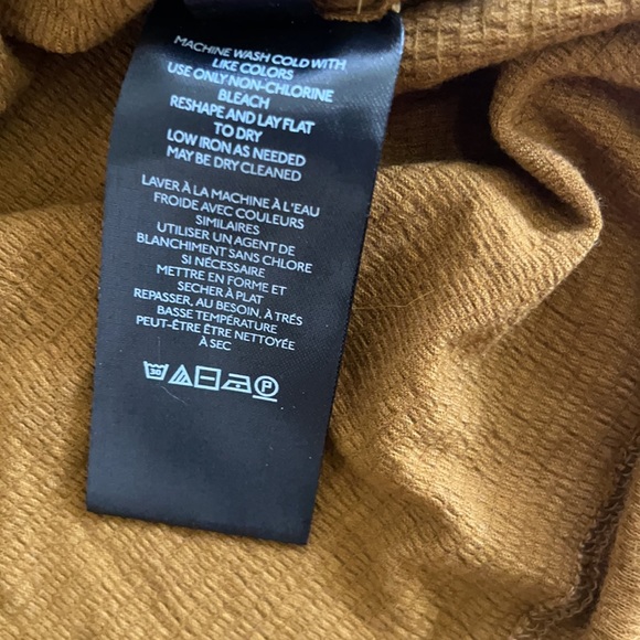 🆕 Anthro Dina V-Neck Top - Picture 8 of 10